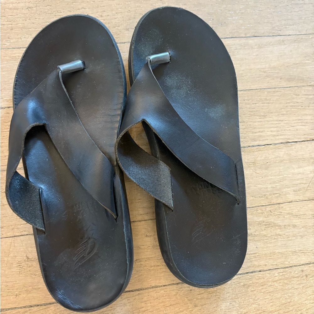 Ancient Greek Black Thong Sandals